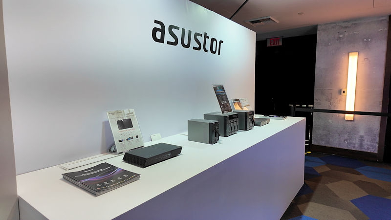 ASUSTOR NAS Lineup at CES 2026 Lockerstor and Flashstor